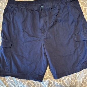 Tommy Bahama XL men’s navy cargo shorts